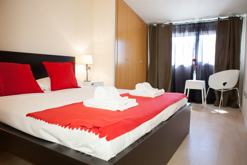 Hulot B&B فالنسيا المظهر الخارجي الصورة