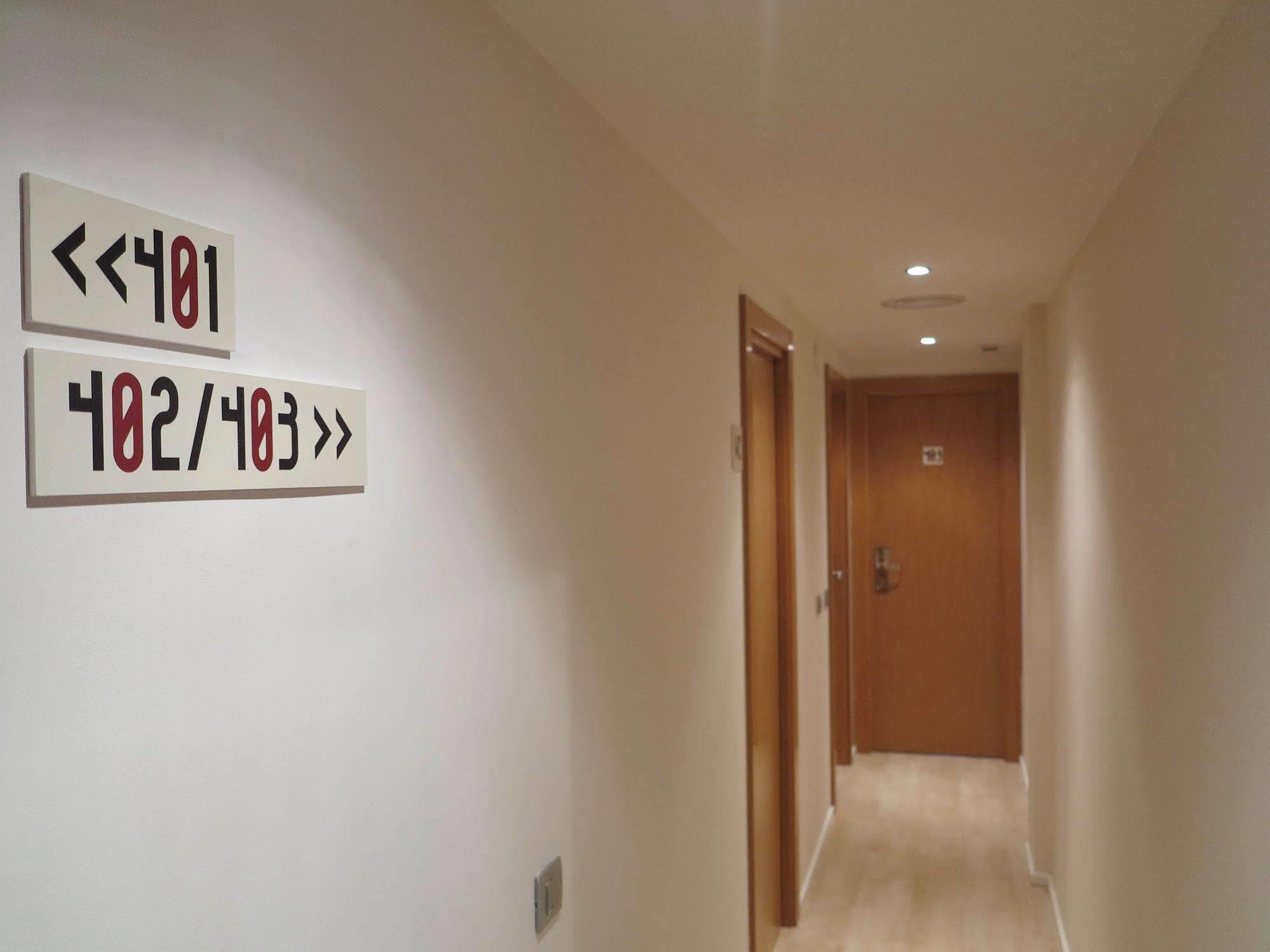 Hulot B&B فالنسيا المظهر الداخلي الصورة