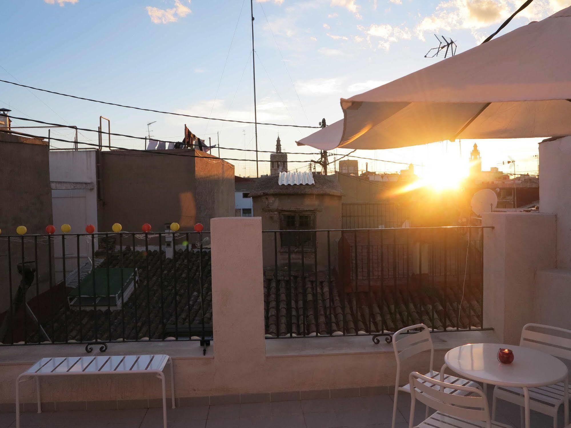 Hulot B&B فالنسيا المظهر الخارجي الصورة